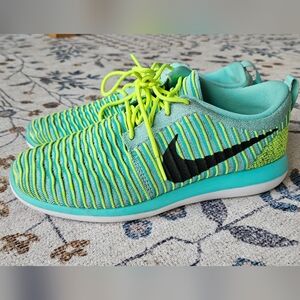 Nike Roshe Two Flyknit Hyper 844620-300 Size 7Y